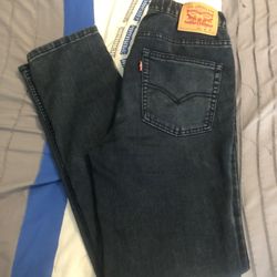 Boys Size 16reg W28 L30  Levi’s Jeans