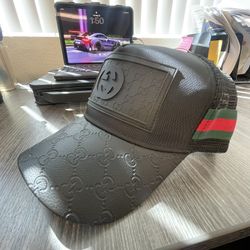 Gucci  Trucker Hat Brand New SnapBack 