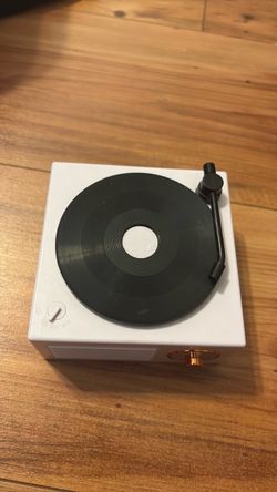 Mini Turntable Bluetooth Speaker
