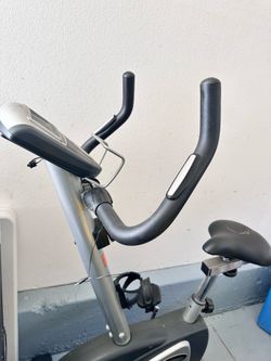 Stationary Bike (Good Condition) – Ready to Ride! 🙌