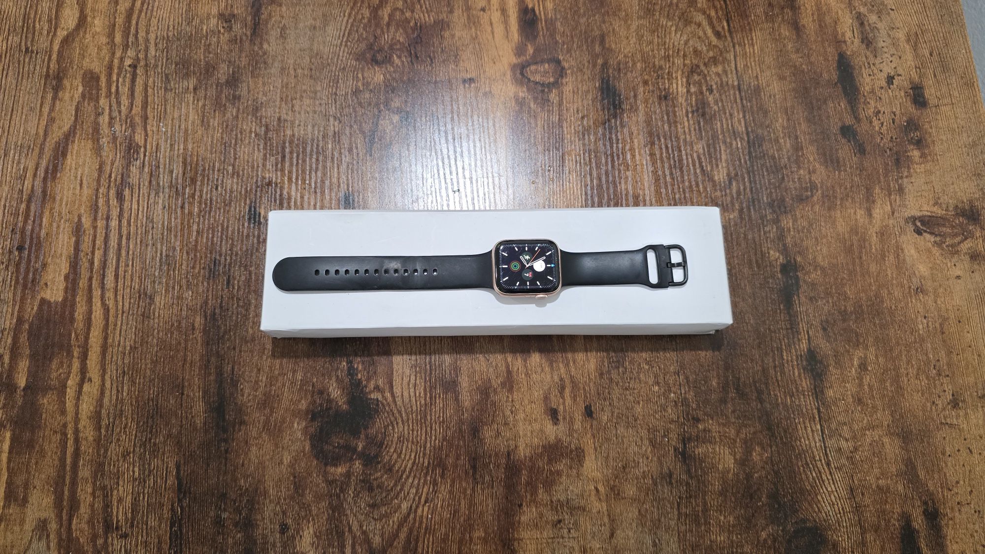 Apple Watch Series 6 (GPS, 44mm) 