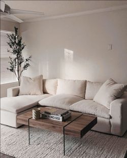 Living Spaces Beige Sectional free delivery $725