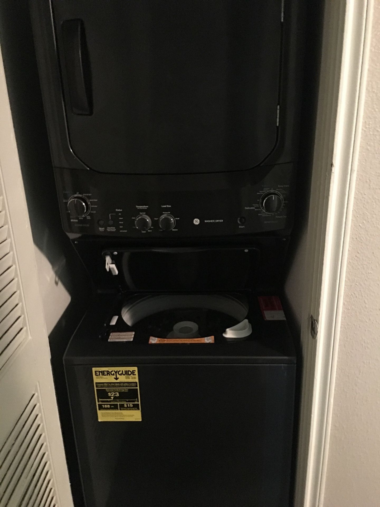 Stackable washer/ dryer