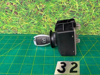 12-16 Mercedes R172 SLK250 Ignition Switch Control Module Unit w/ Key OEM