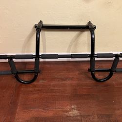 Pull Up Bar Doorway