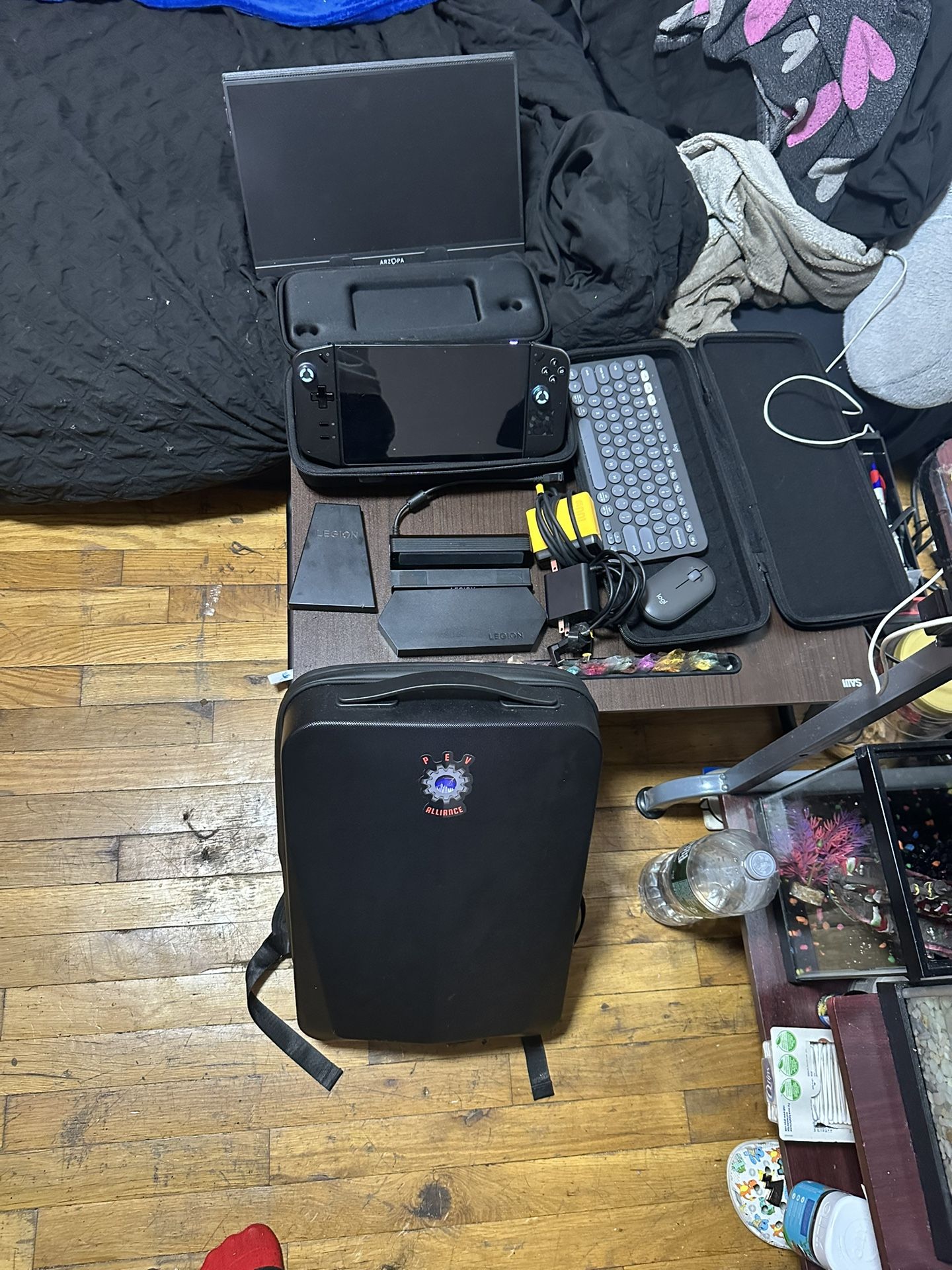 Legion Go 2tb And Accessories For 650 Price Is Negotiable