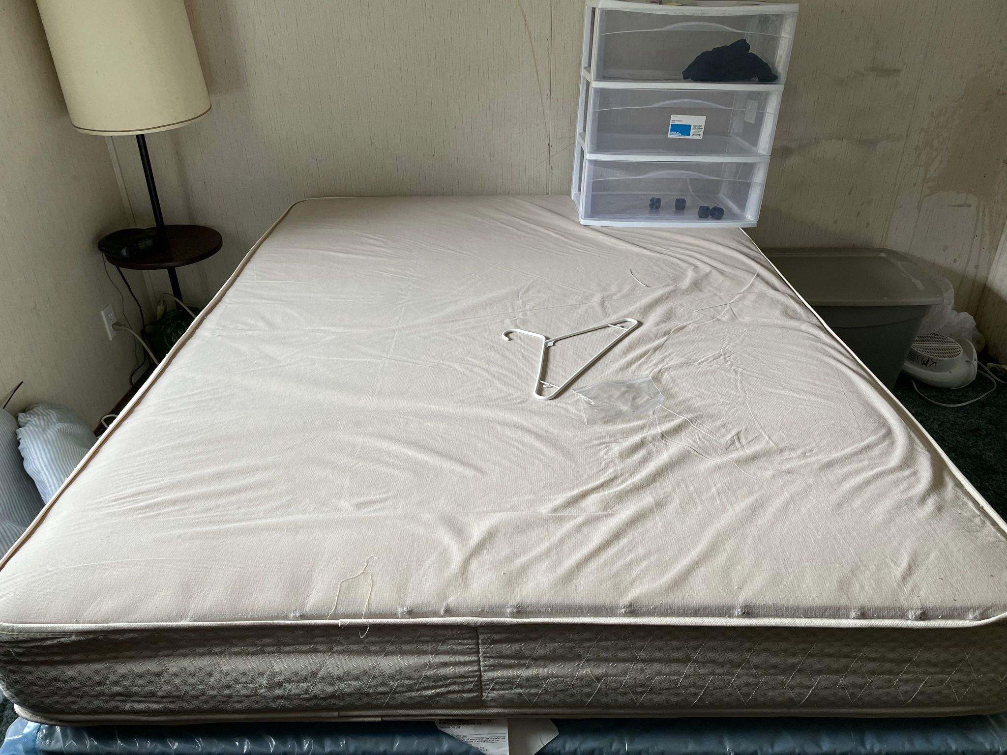 Queen Size Mattress & Box Spring