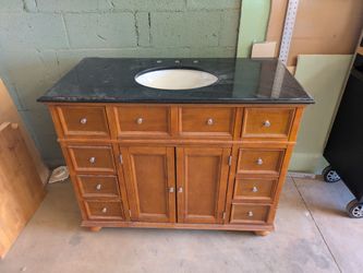 Bathroom vanity