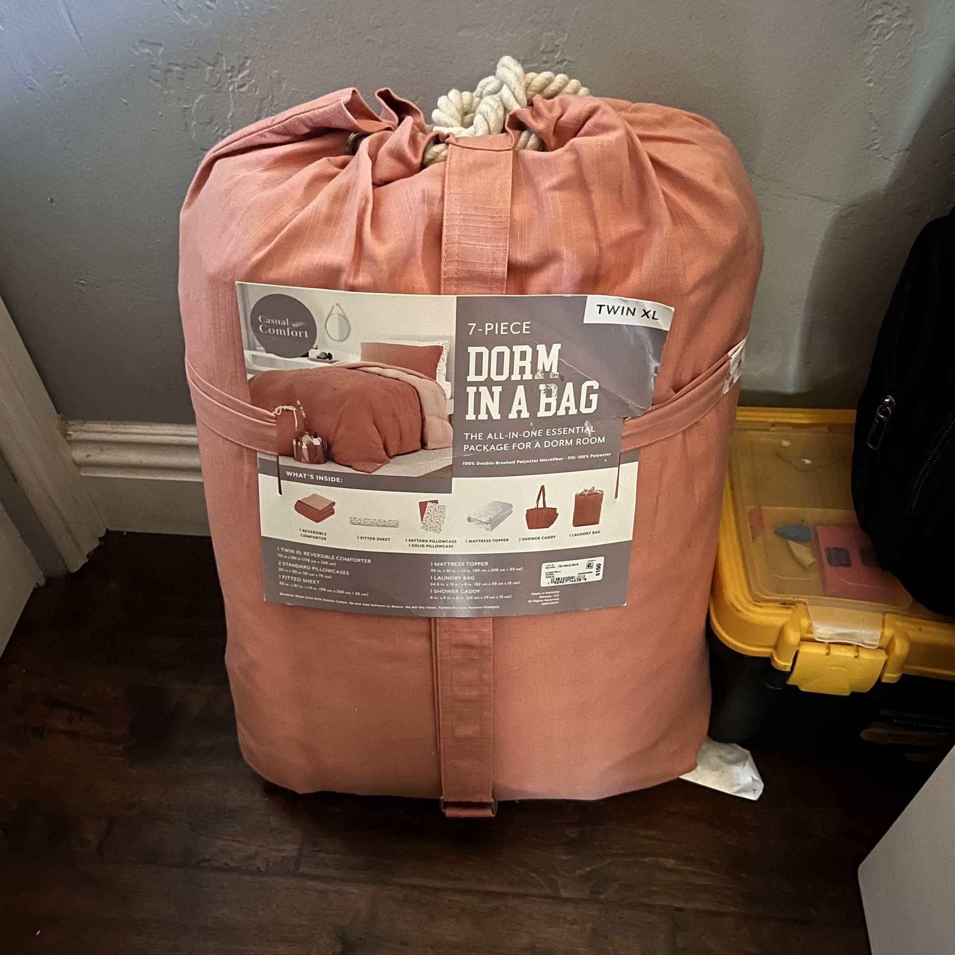 Twin XL Comforter Sheet Kit