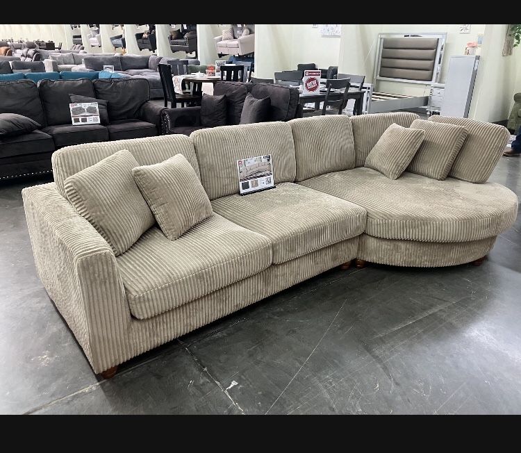Sectional Set