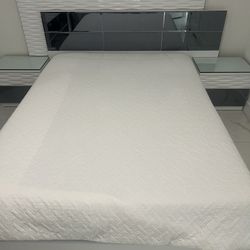 Bedroom set furniture 