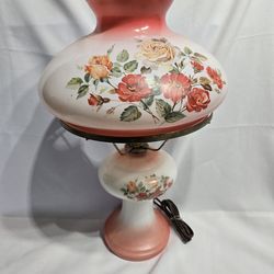 VINTAGE Shabby Chic Pink/White Floral Hurricane Lamp (Electric) Excellent Condition Very Minor Flaws as Pictured $40 FCFS Pick up Powers and Constitut