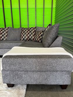 Grey sectional sofa couch (DELIVERY AVAILABLE)