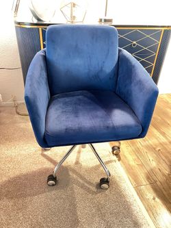 Elle Decor Vevey Velvet Office Chair – Royal Blue / Chrome. Original price: 150$