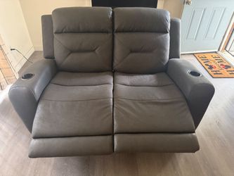 Suede Leather Loveseat Recliner (like new)