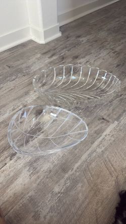 Crystal serving bowls