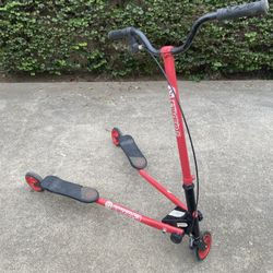 Fliker Swing Scooter