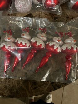 18 Ornaments - see breakdown below