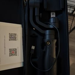 Hohem Gimbal With Charger Cable 