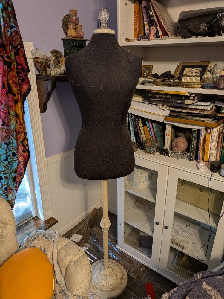 Sewing Mannequin