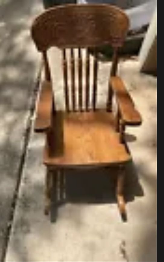 Antique Children’s Chair 