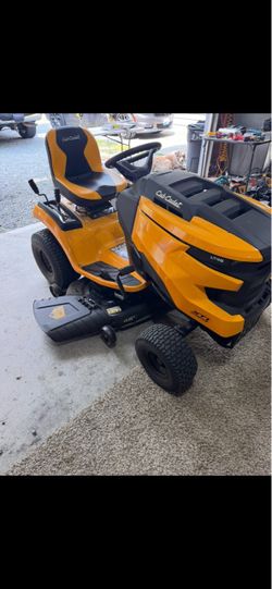 Cub Cadet XT1 LT46 Riding Lawn Mower
