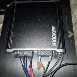 Kicker 1600 W Amp