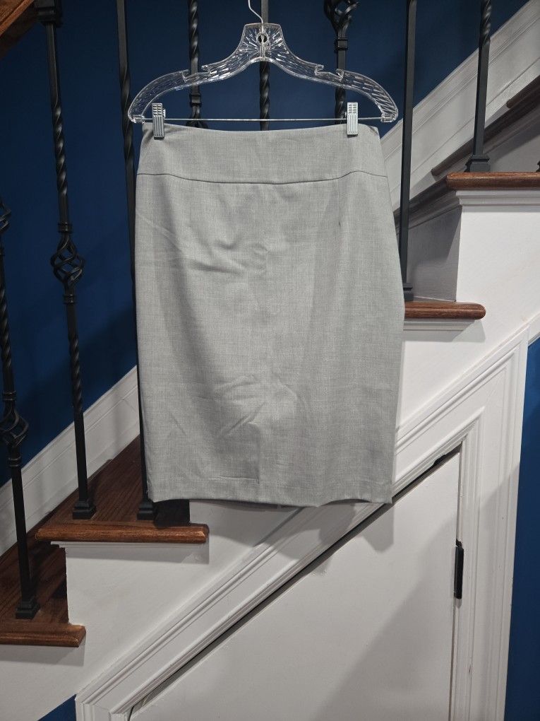Mossimo, Gray tailored, knee-length pencil skirt sophisticated and polished look.