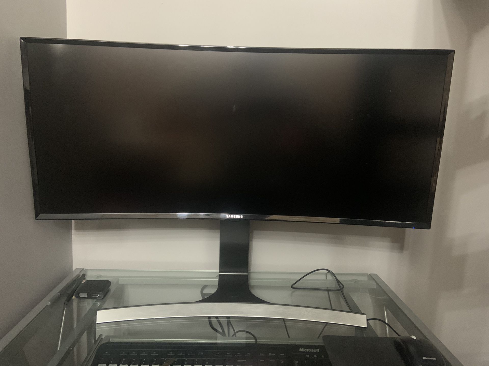 Samsung 34” Curved Monitor