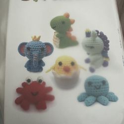 Crochet Kit for Beginners with Easy Peasy Yarn, Craft Knitting Crochet Starter Kits with Step-by-Step Video Tutorials - 6 Pack Crocheting Plushie Pals