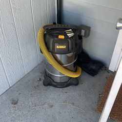 $60 DEWALT like New Used Less Than 5x 