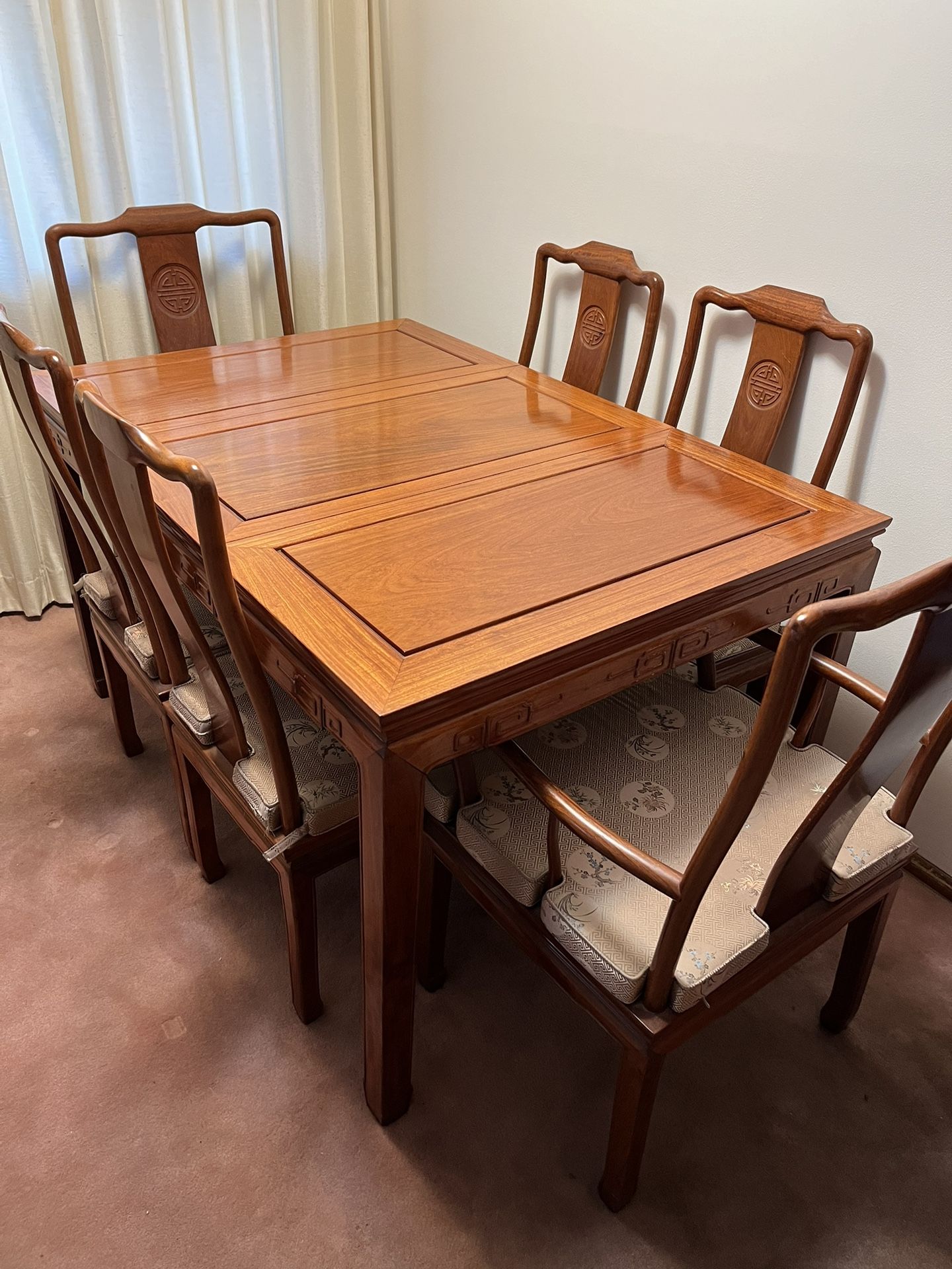 Rose Wood Asain Dinning Table With 6 Chairs