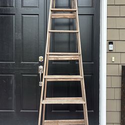 Wood 4 Leg 8' Ladder!