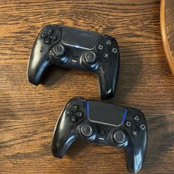 PlayStation 5 Controllers