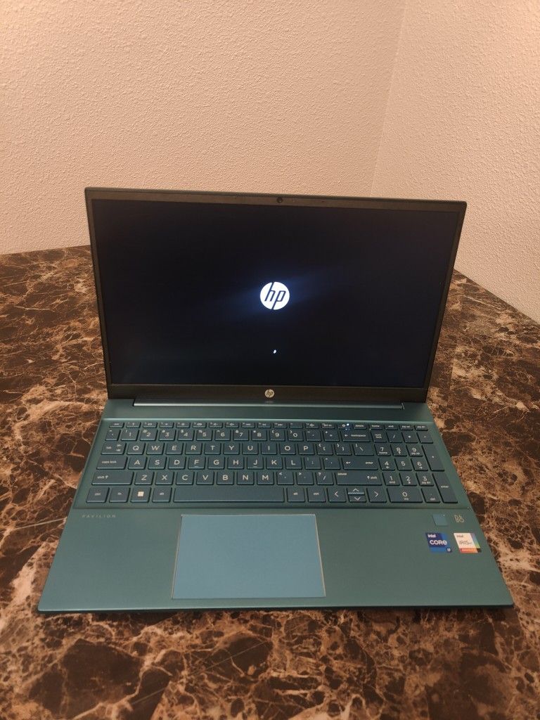 Top Specs Laptop HP Pavilion 15t-eg300