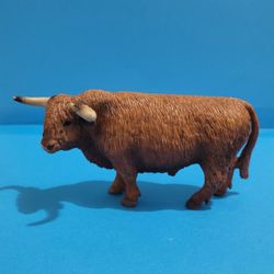 Schleich Scottish Highland Cow Bull PVC Figure D-7387 Am Limes 69 - 2009
