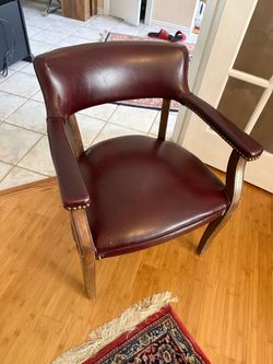 Accent chair