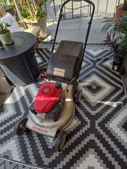 Honda lawnmower
