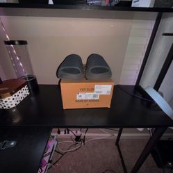 Yzy Slides 