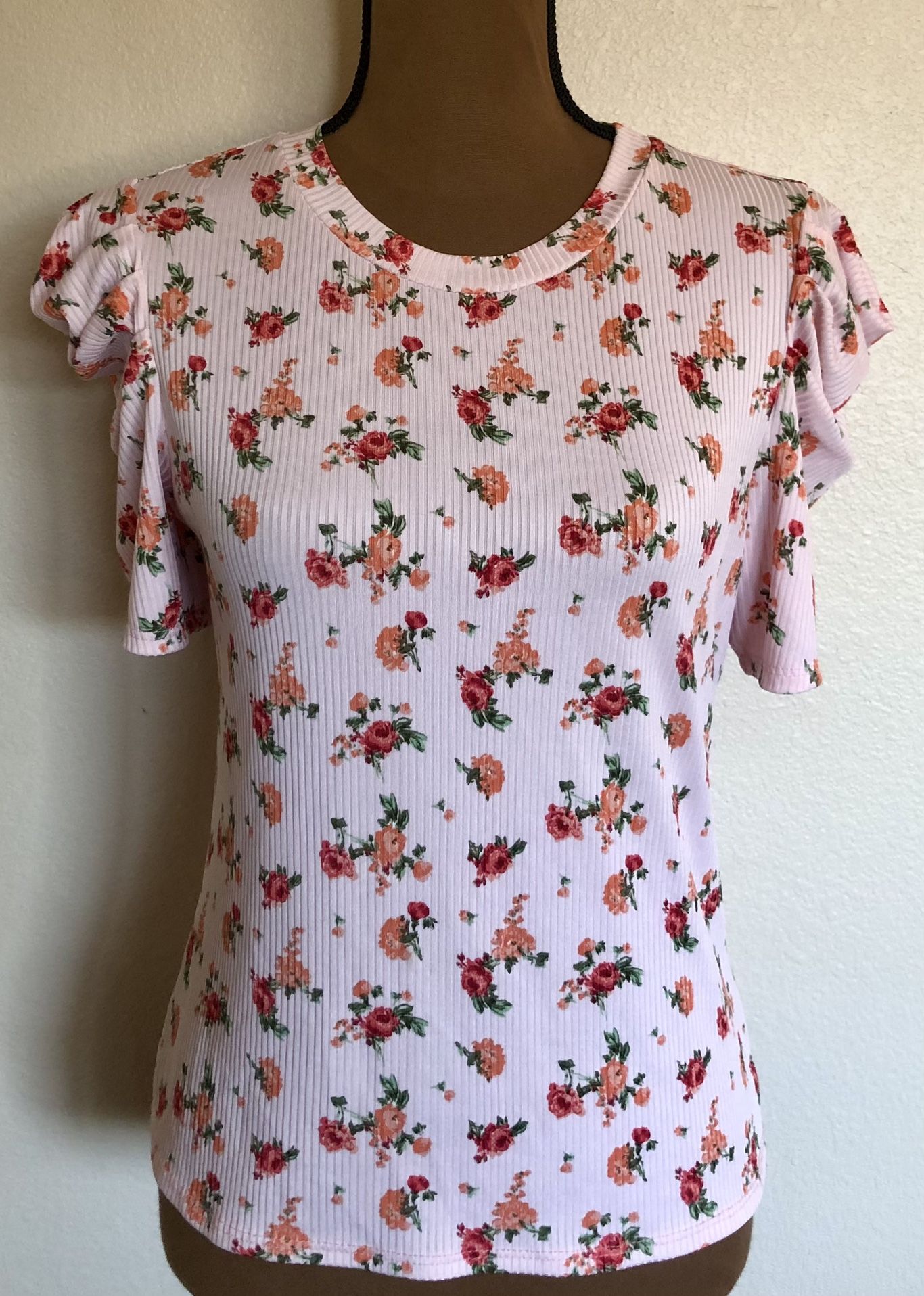 Women’s Clothes Size Medium (All For $20)