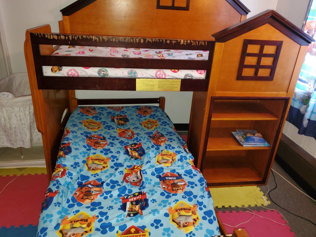 Stewart house twin loft bunk bed MUST GO!!!