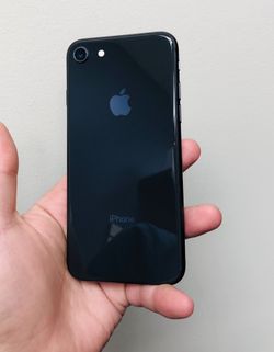 iPhone 8 64GB Factory Unlocked