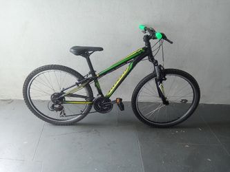 BICYCLE SPECIALIZED 21 SPEED SIZE 26 BRAND NEW