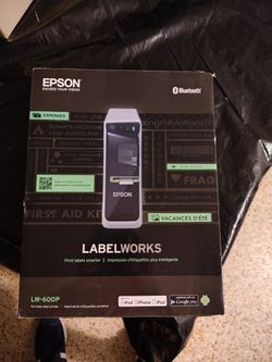 Label Works. Industrial labeling machine 