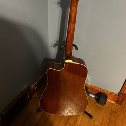 Guild D140ce Nice Guitar. Very Good Condition