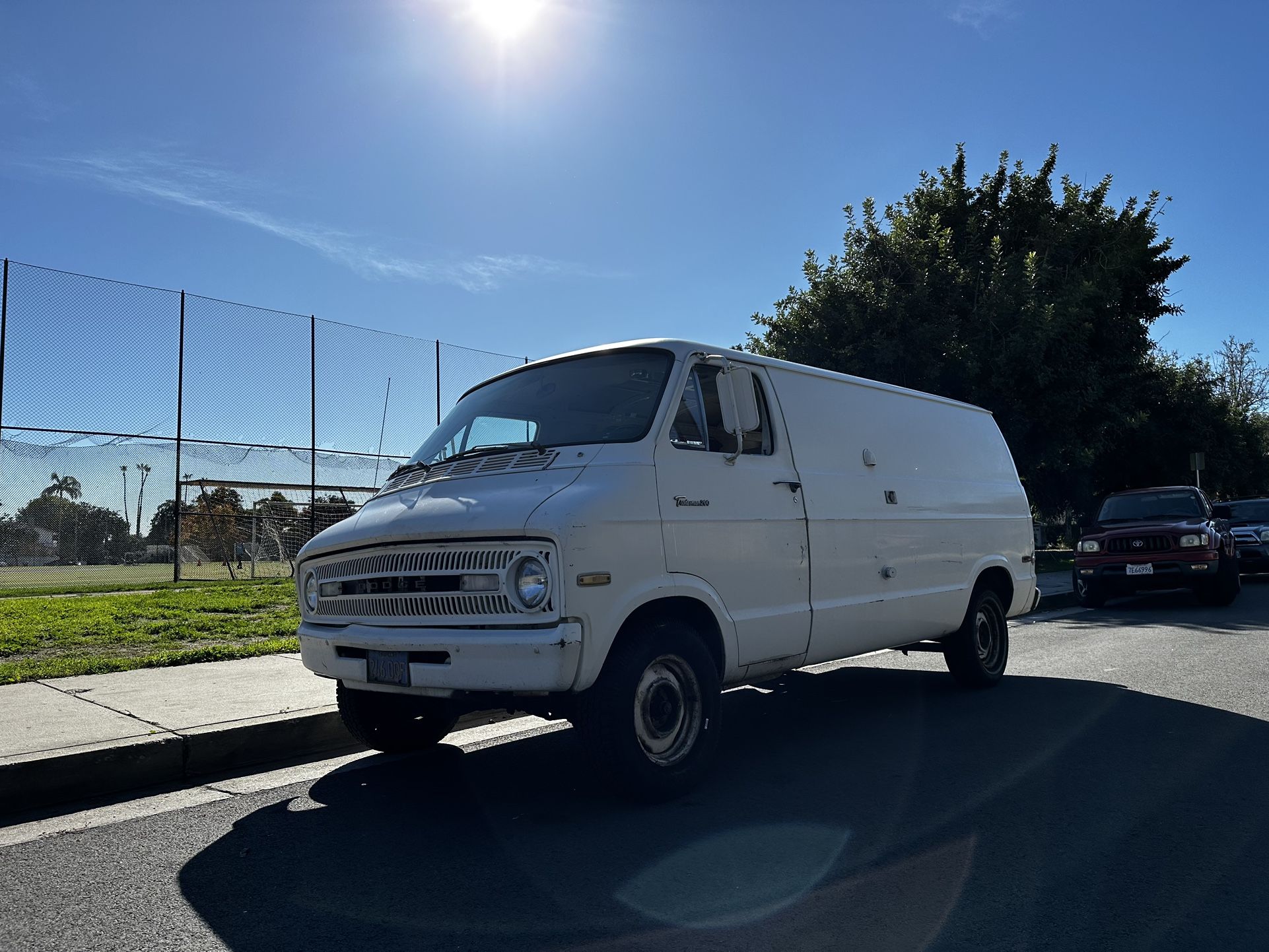 1971 Dodge Tradesman 200