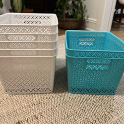 Plastic Boxes 