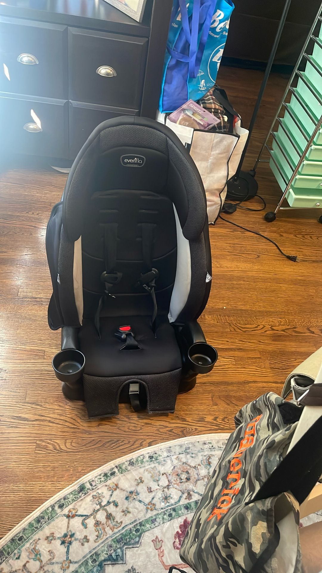 Evenflo Car seat