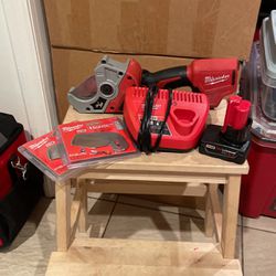Milwaukee M12 PVC Cutters w/3.0 Battery, Charger, And 2 Replacement Blades
