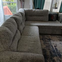 Moving Must Sell